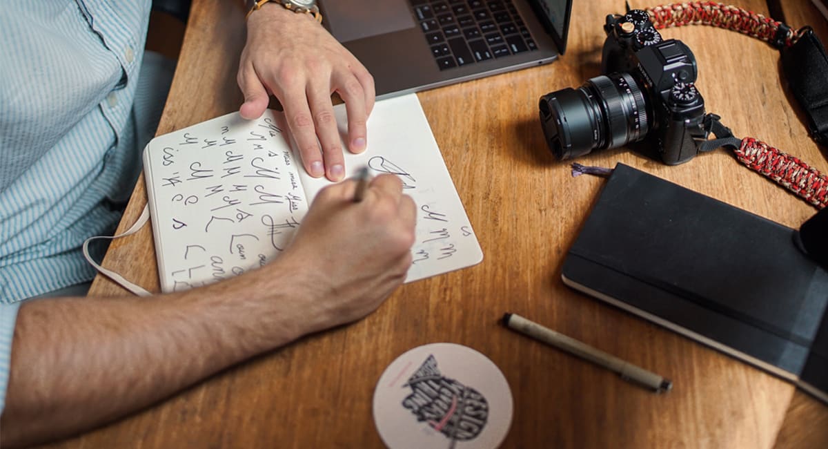 Essential Elements of Corporate Logo Designing